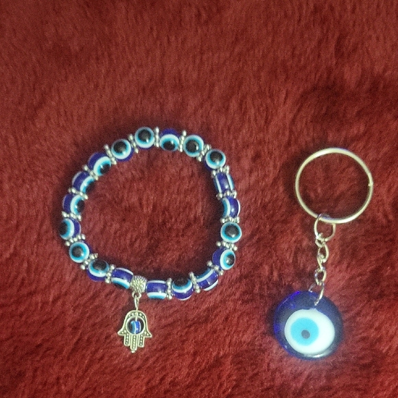 Blue Evil Eye Bracelet and Keychain Set - Picture 2 of 6